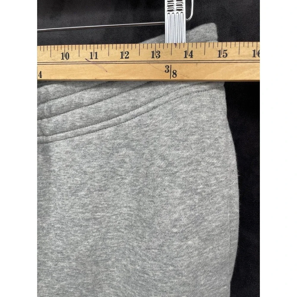 Nike Men's Gray Fleece Jogger Sweatpants Size‎ M Tapered Swoosh Logo